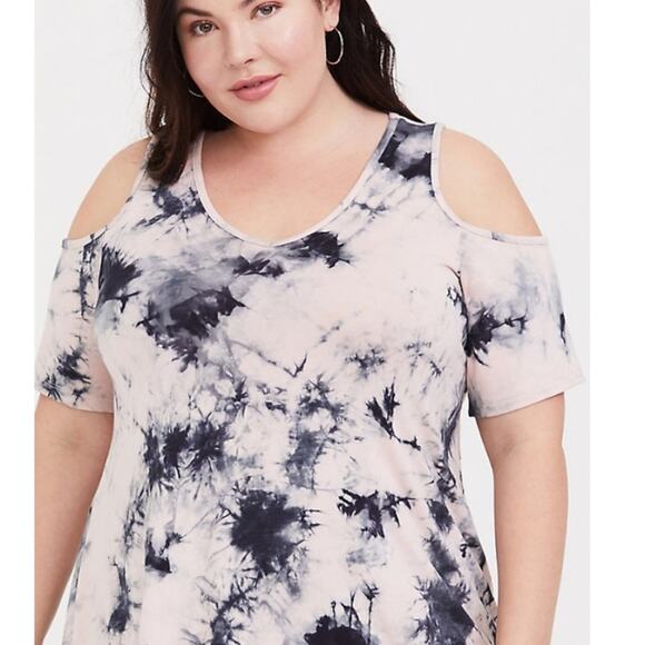 Torrid blush pink grey cold shoulder tie dye top - Picture 2 of 11